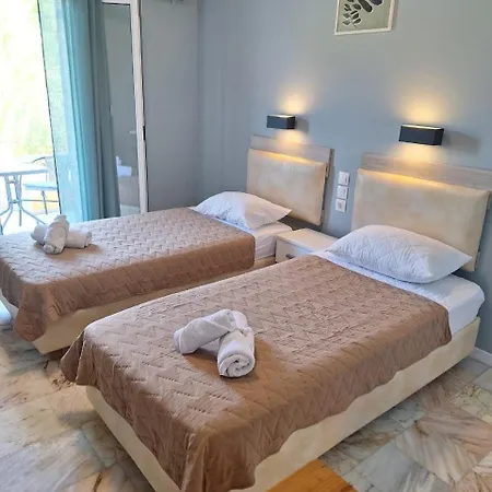 Basilika Haus Georgia Marathias