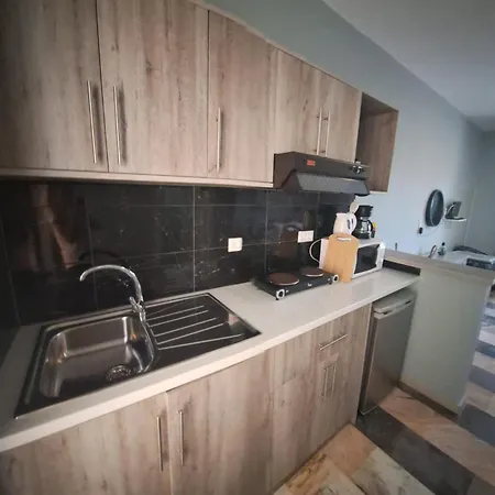 Basilika Haus Georgia Apartman Marathiász