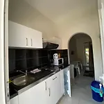 Basilika Haus Georgia Apartamento Marathias